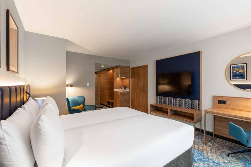 Classic King Room image 4