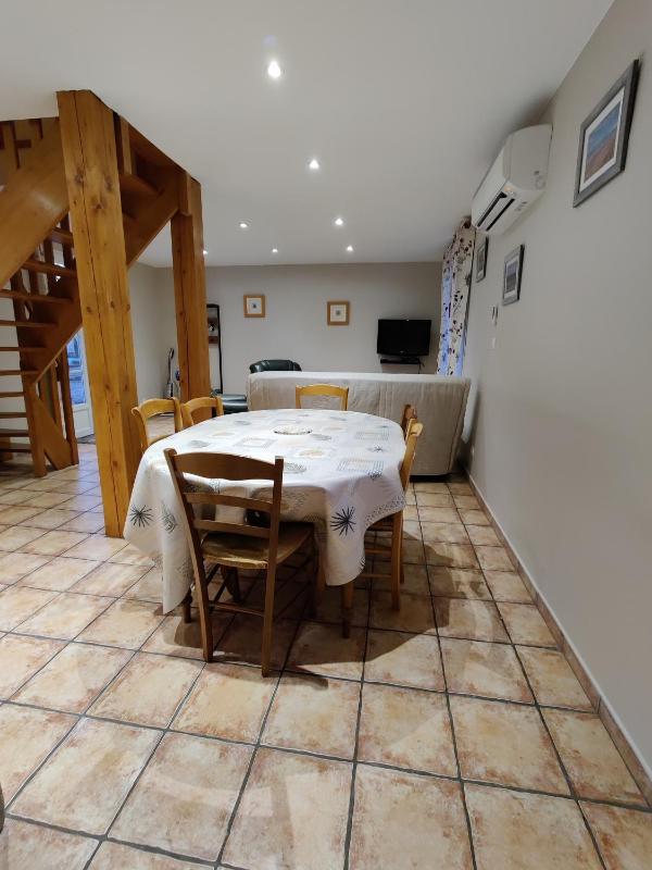 Two-Bedroom House image 3