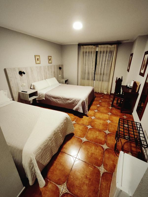 Triple Room image 1