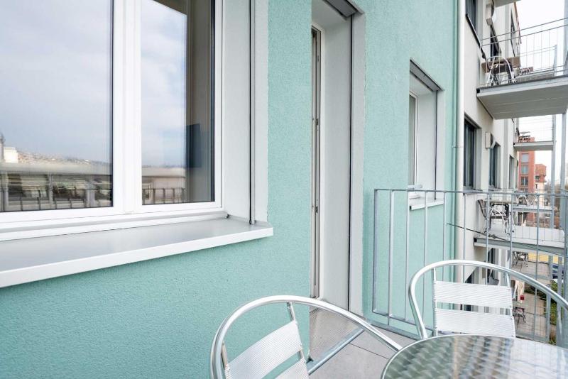 One Bedroom Apartment with balcony X image 4