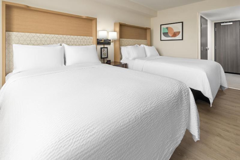 Standard Room with Two Queen Beds image 3