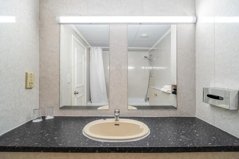 Superior Double Room image 3