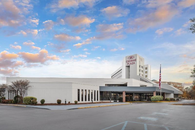 Crowne Plaza Virginia Beach Town Center by IHG - image 19
