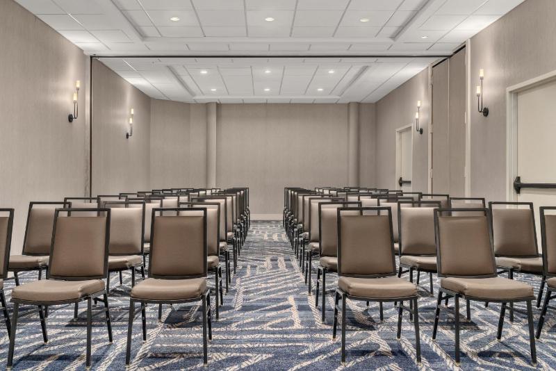 Crowne Plaza Virginia Beach Town Center by IHG - image 41