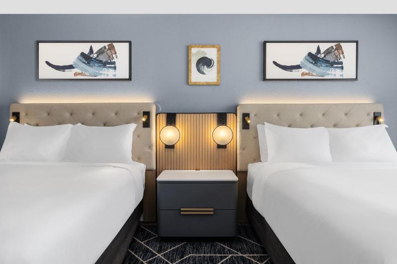 Standard Room image 2