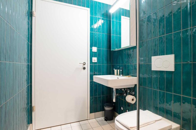 One Bedroom Apartment with balcony U image 4