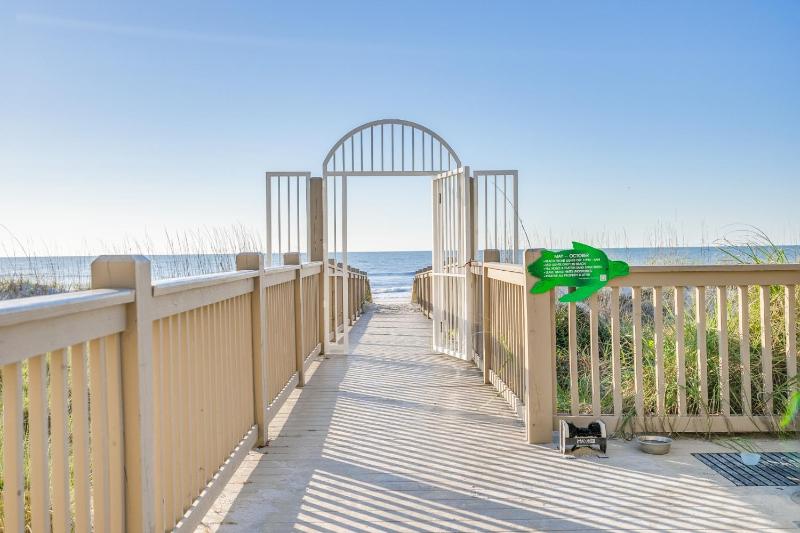 3321 Villamare - image 26