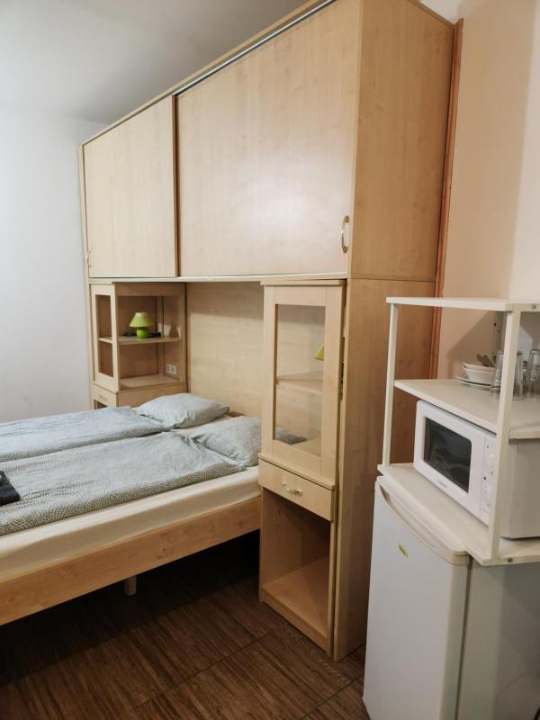 Deluxe Double Room image 3