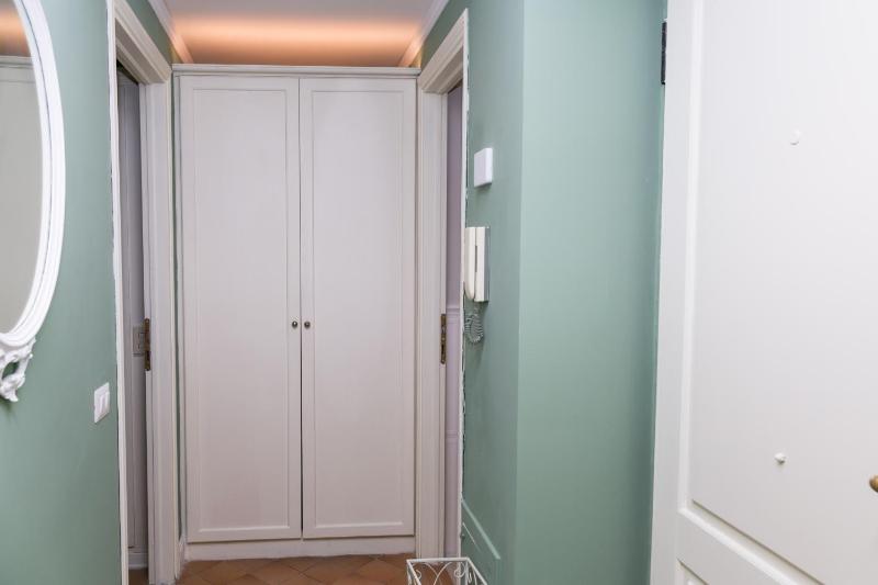 Superior Apartment image 3