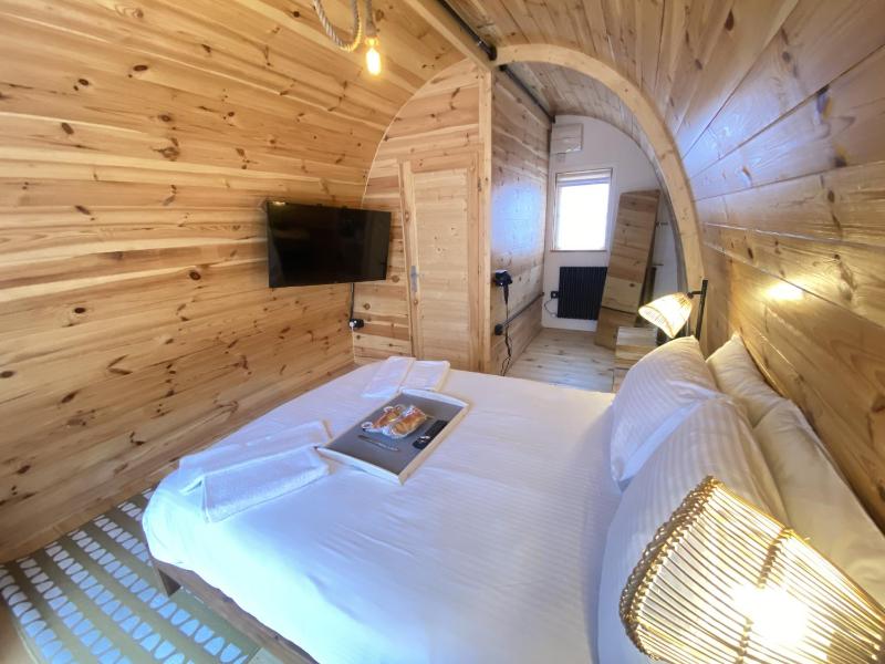 One-Bedroom Chalet image 4