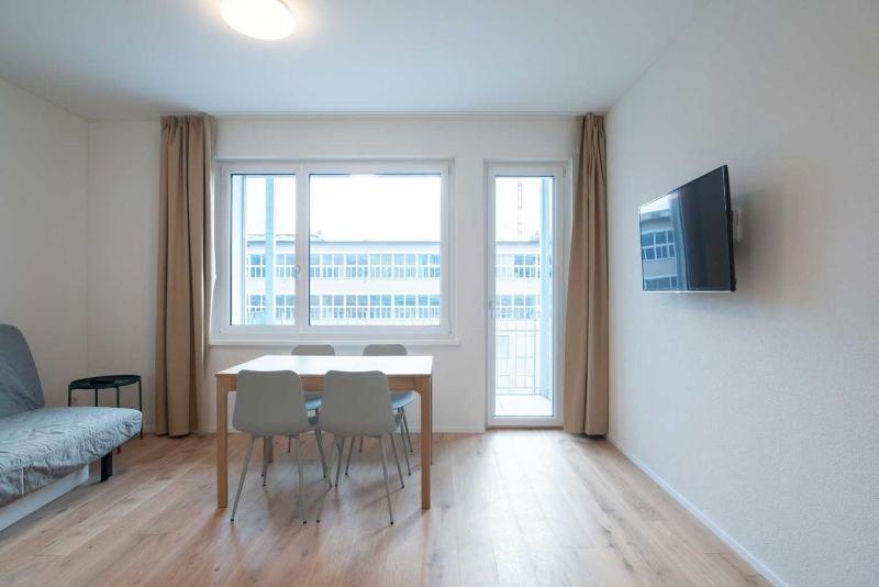 One Bedroom Apartment with balcony P image 4