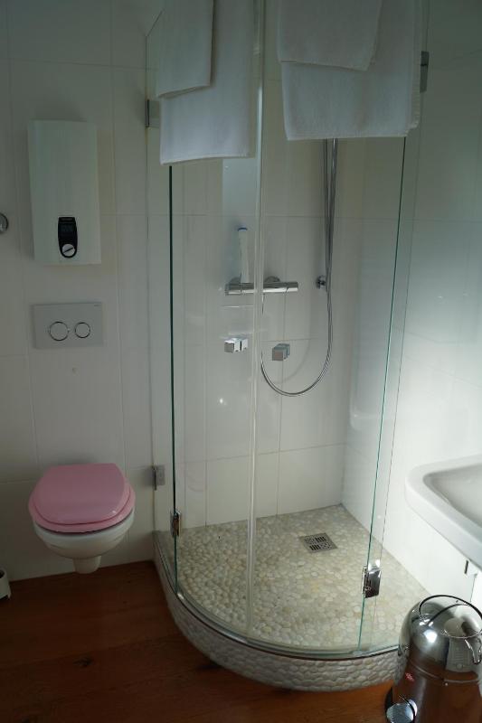 Standard Double Room image 4