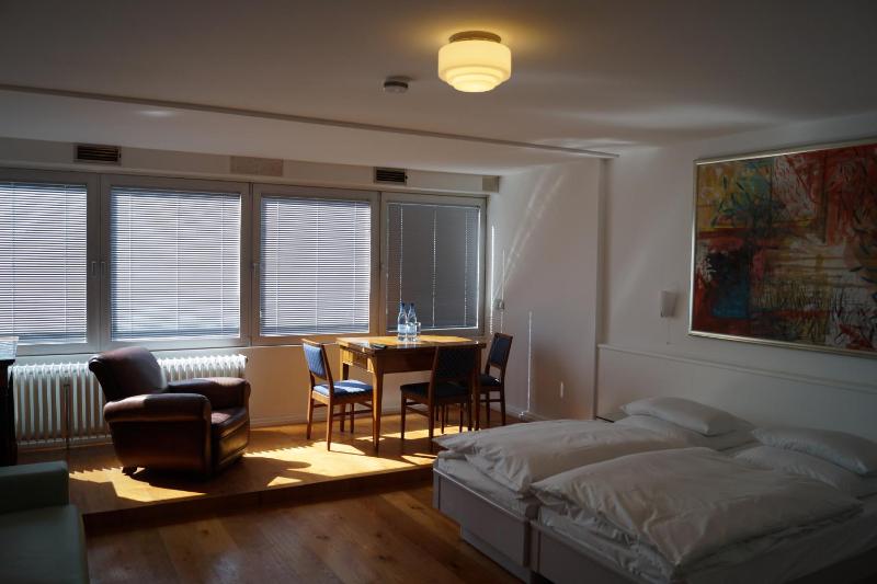 Deluxe Suite image 3