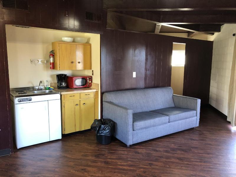 Deluxe Suite image 4