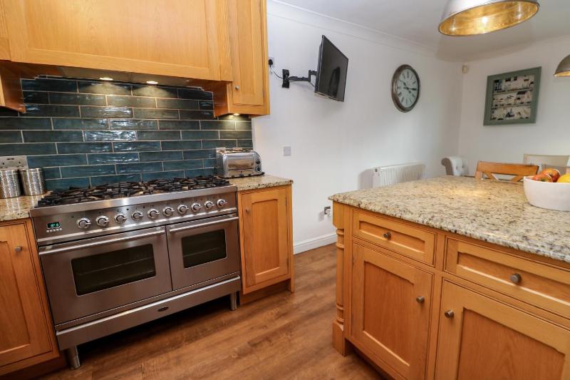 15 Tower Meadows - image 40