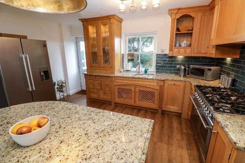 15 Tower Meadows - image 48