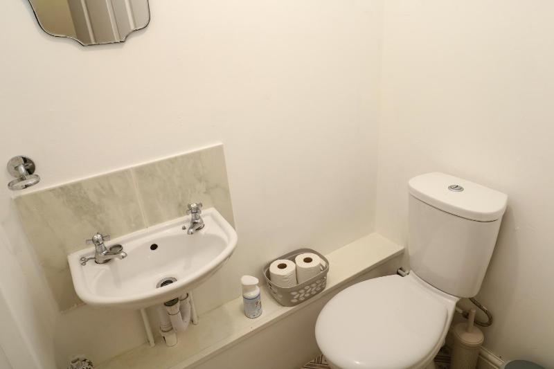 15 Tower Meadows - image 30