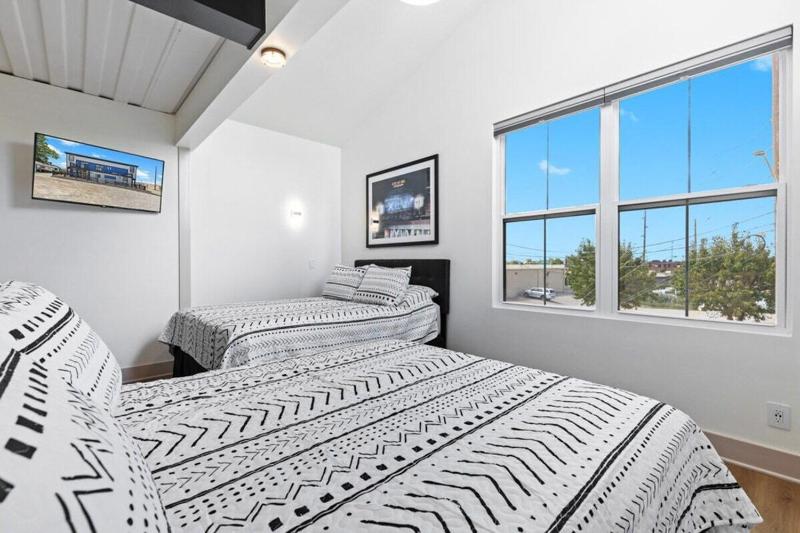 Indy Stadium Villas 711 T - image 8