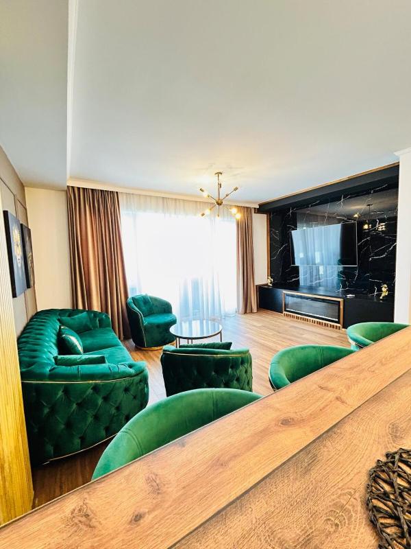 Luxurious getaway - image 23