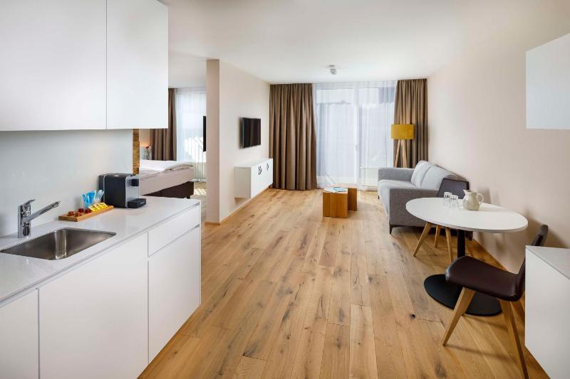 Apartment image 4