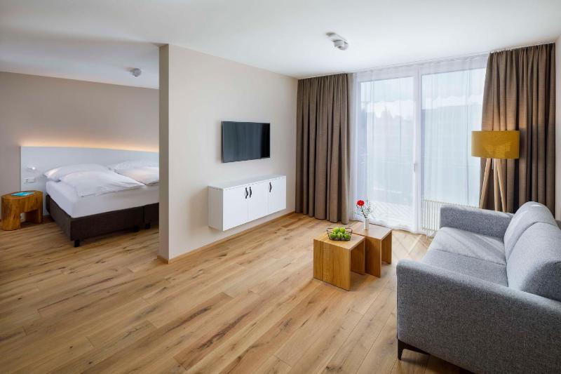 Deluxe Apartment image 1