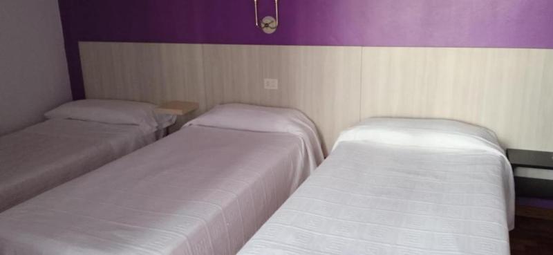 Triple Room with Private Bathroom image 2