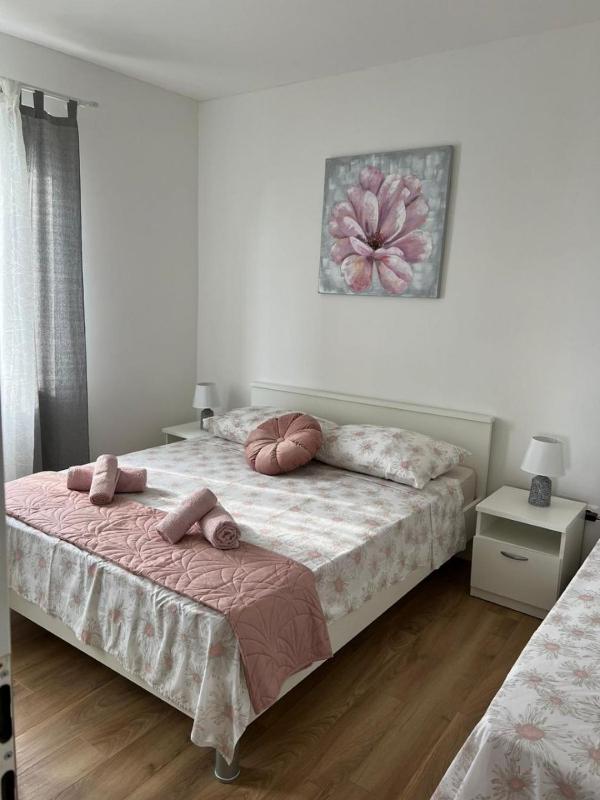 Two-Bedroom Apartment image 3
