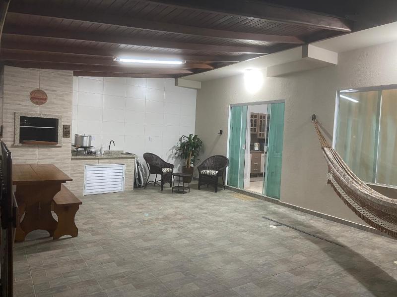 Casa a 50 metros da Praia da Fazenda da Armação - image 5