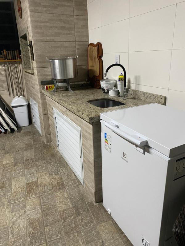 Casa a 50 metros da Praia da Fazenda da Armação - image 27