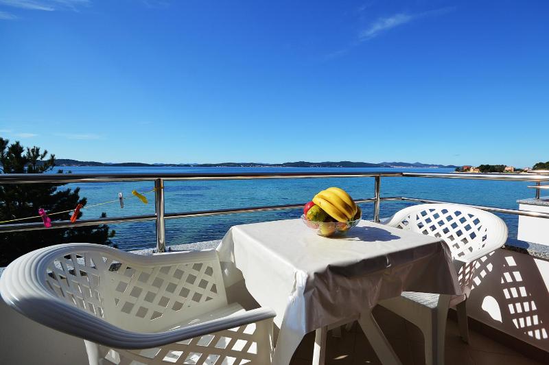 Apartment with Sea View image 4