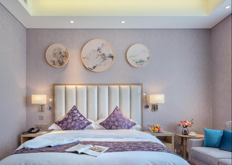 Saint Tropez Hotel - image 9