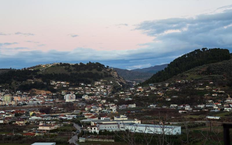 Marin Duplex Villa Berat - image 12