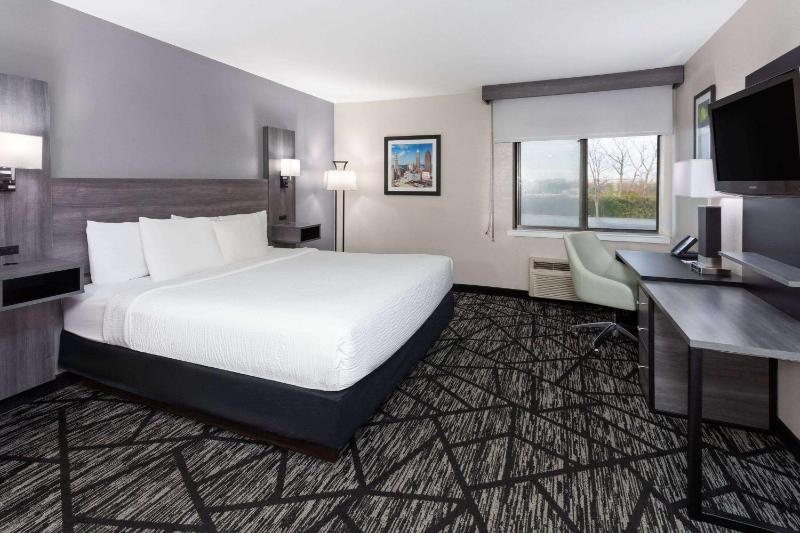 Two-Room King Suite - Non-Smoking image 1