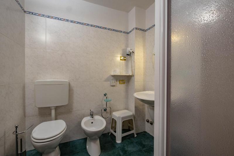 Double Room with Mountain View image 2