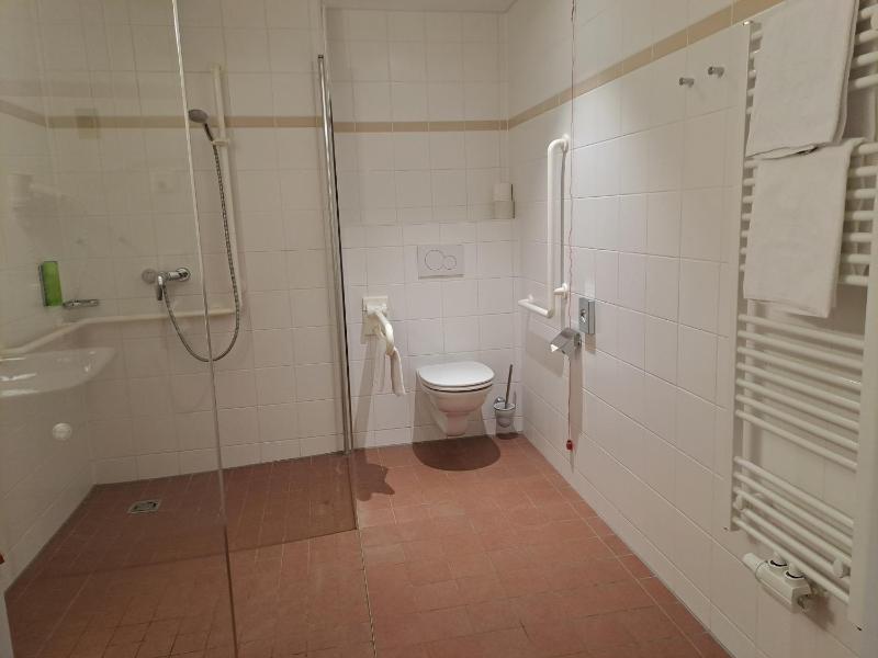 Triple Room image 4