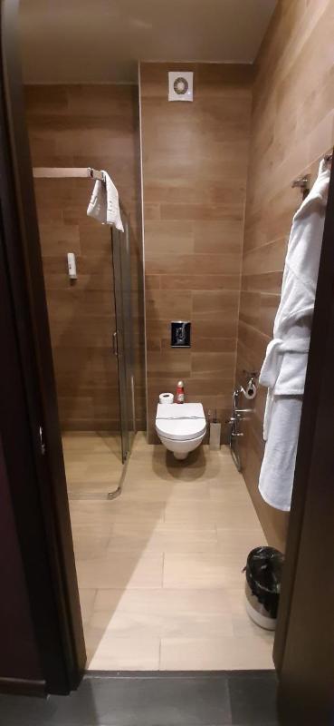 Standard Single Room image 3