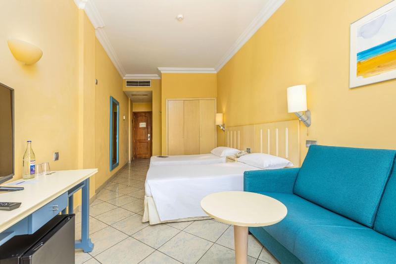 Standard Double Room  image 3