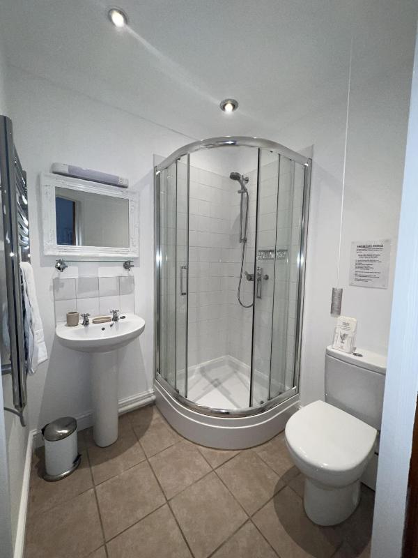 Superior Quadruple Room image 2