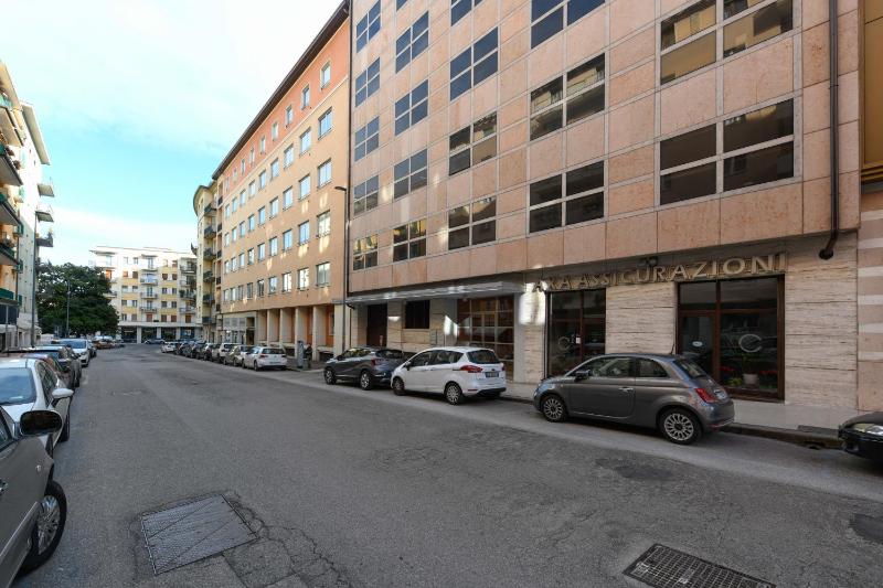MGH - Verona City Stay - image 11