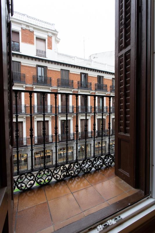 Superior Two-Bedroom Apartment (6 Adults) - Calle Carmen image 3