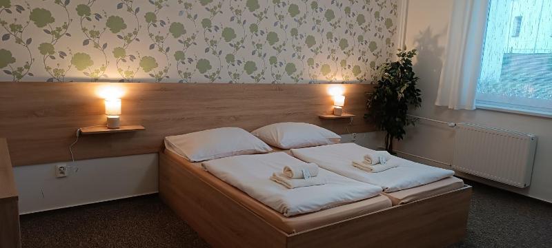 Double Room image 1