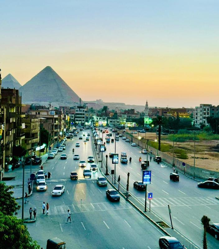 Khufu Pyramids View Inn - image 7