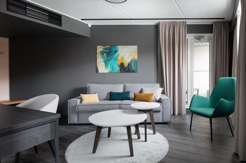 Junior Suite image 1