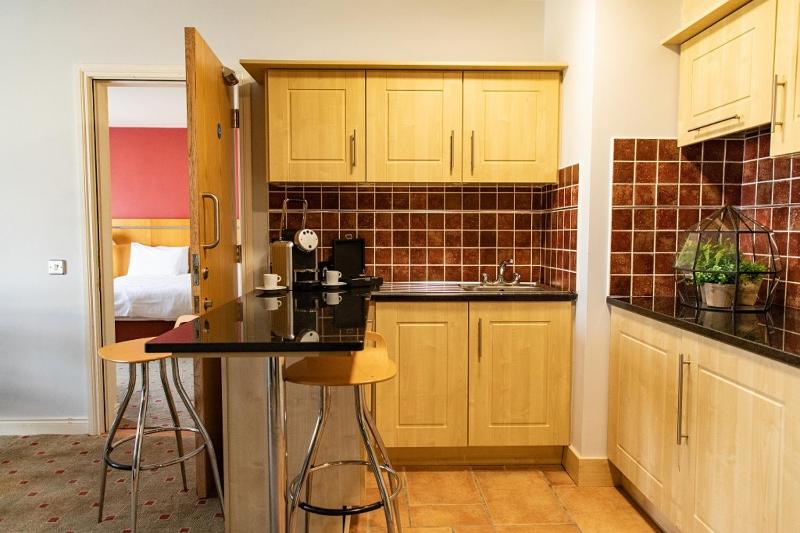 One-Bedroom Suite image 2