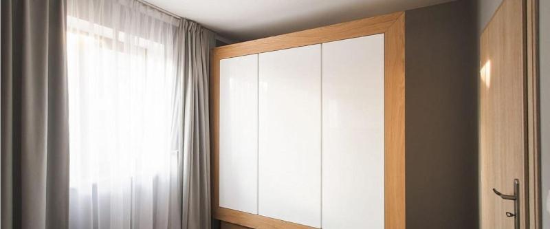 One-Bedroom Comfort Apartment with Fireplace and air conditioning image 3