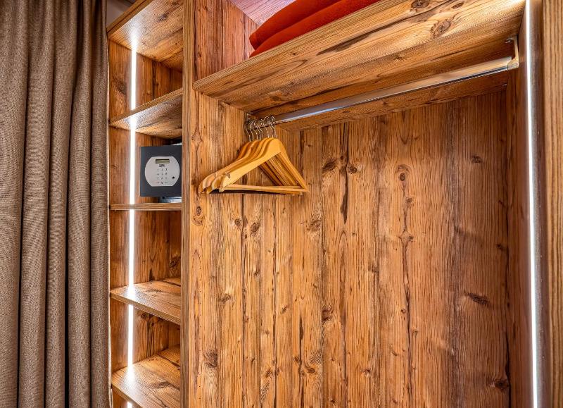 Standard Double Room image 4