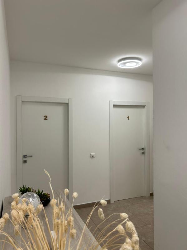 La Veranda Guest Rooms - Free Public Transport & Parking close to City Center - image 15
