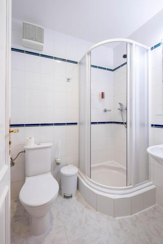 Double Room image 1