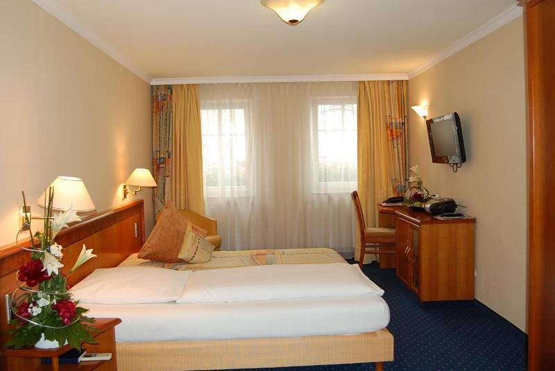 Comfort Double Room image 4