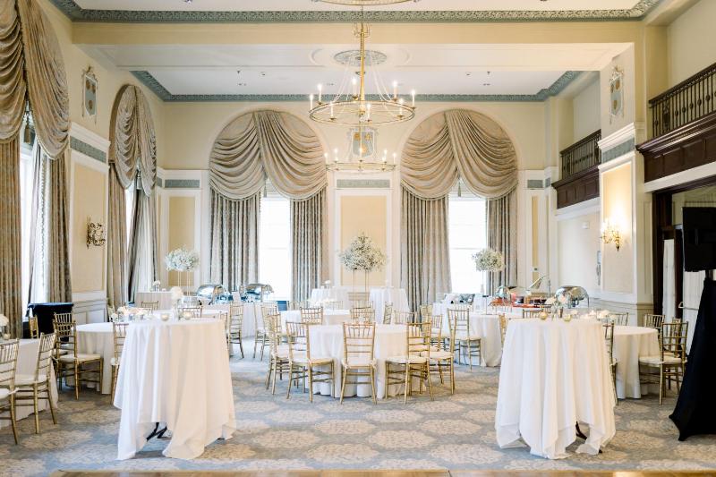 Francis Marion Hotel - image 11